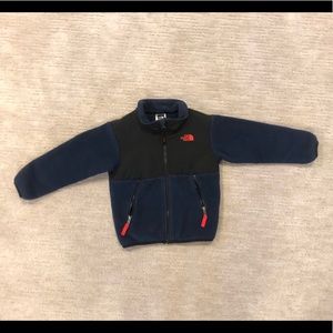 North Face Denali Jacket 3T, excellent condition